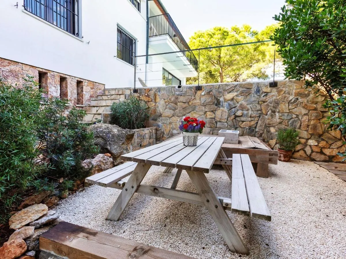 Holiday Home Angela By Interhome Pals