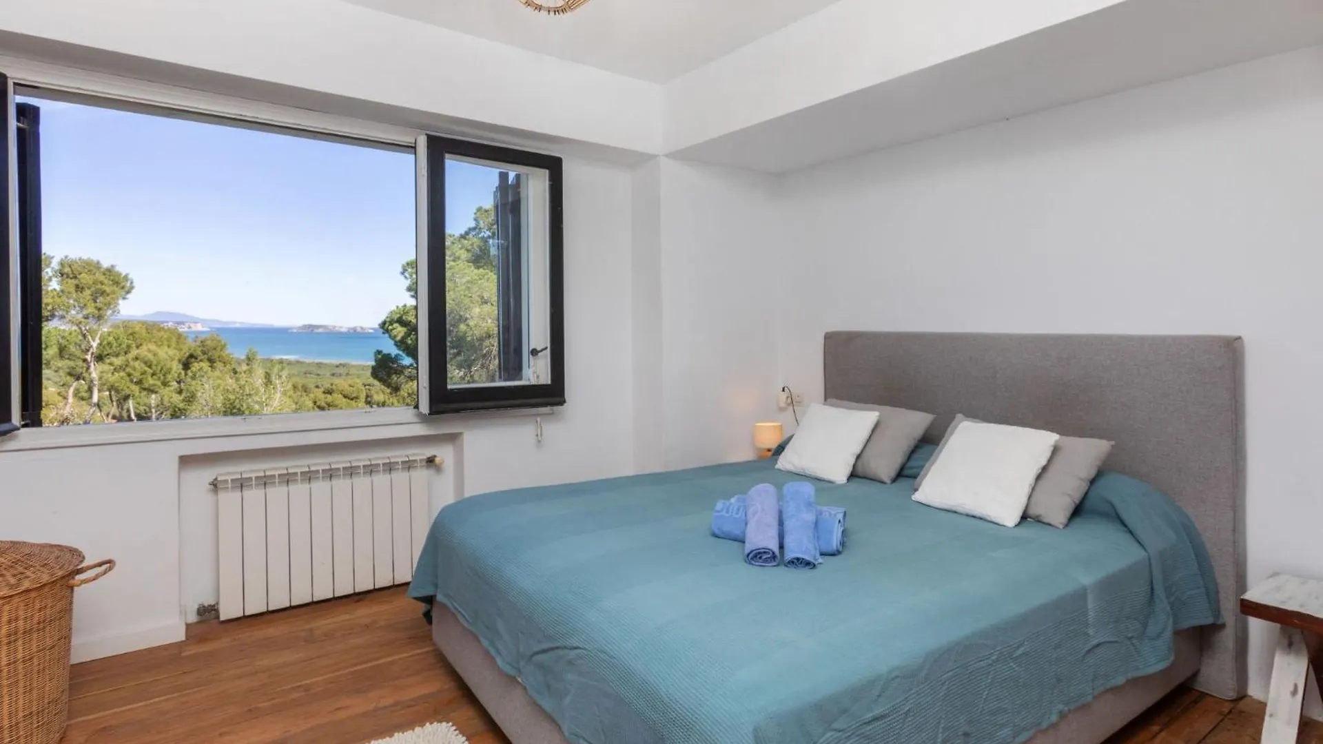 Holiday Home Angela By Interhome Pals