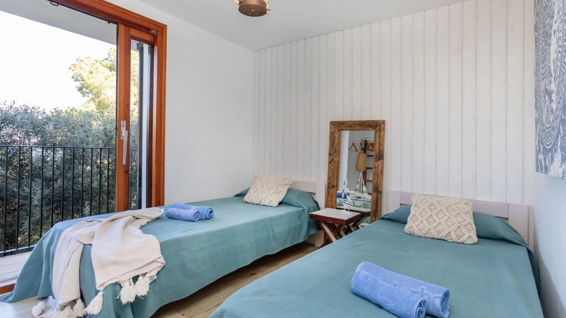 Holiday Home Angela By Interhome Pals